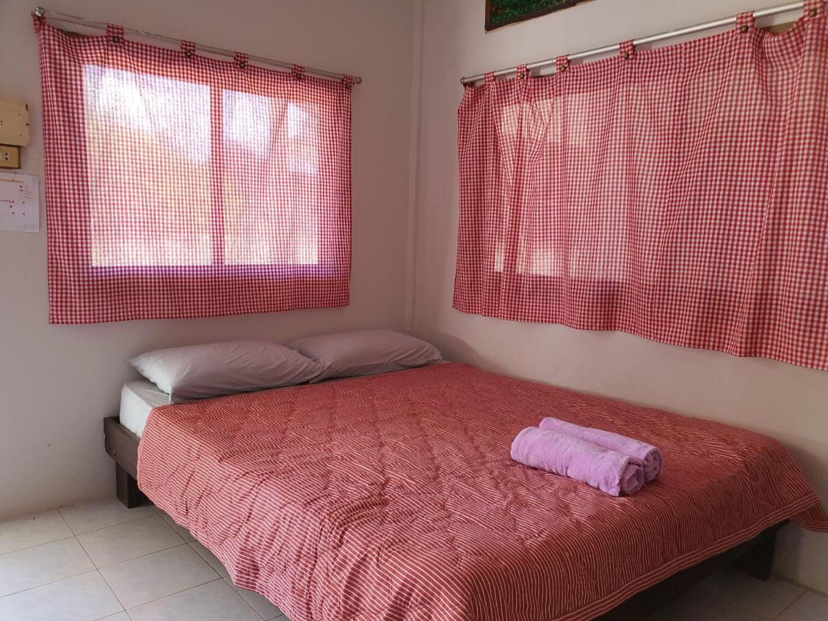 Pineapple Resort Ban Huai Thalaeng Phan Екстер'єр фото